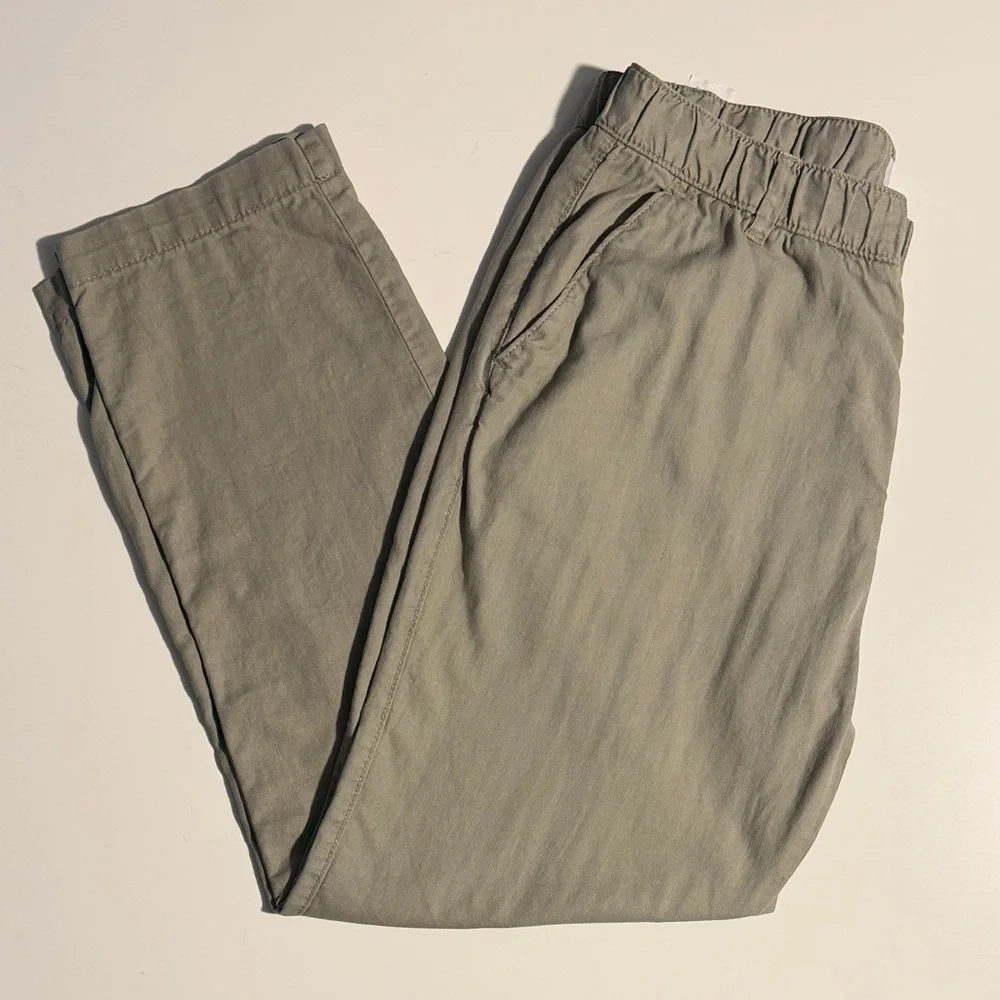 Pull & Bear Men's Khaki Linen Chinos in Size Large